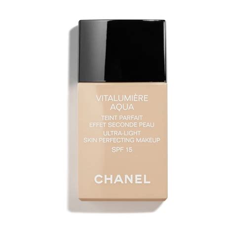 vitalumiere aqua foundation by chanel|chanel vitalumiere aqua 20 beige.